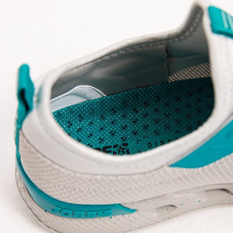 Discover Sneaker Silver Grey