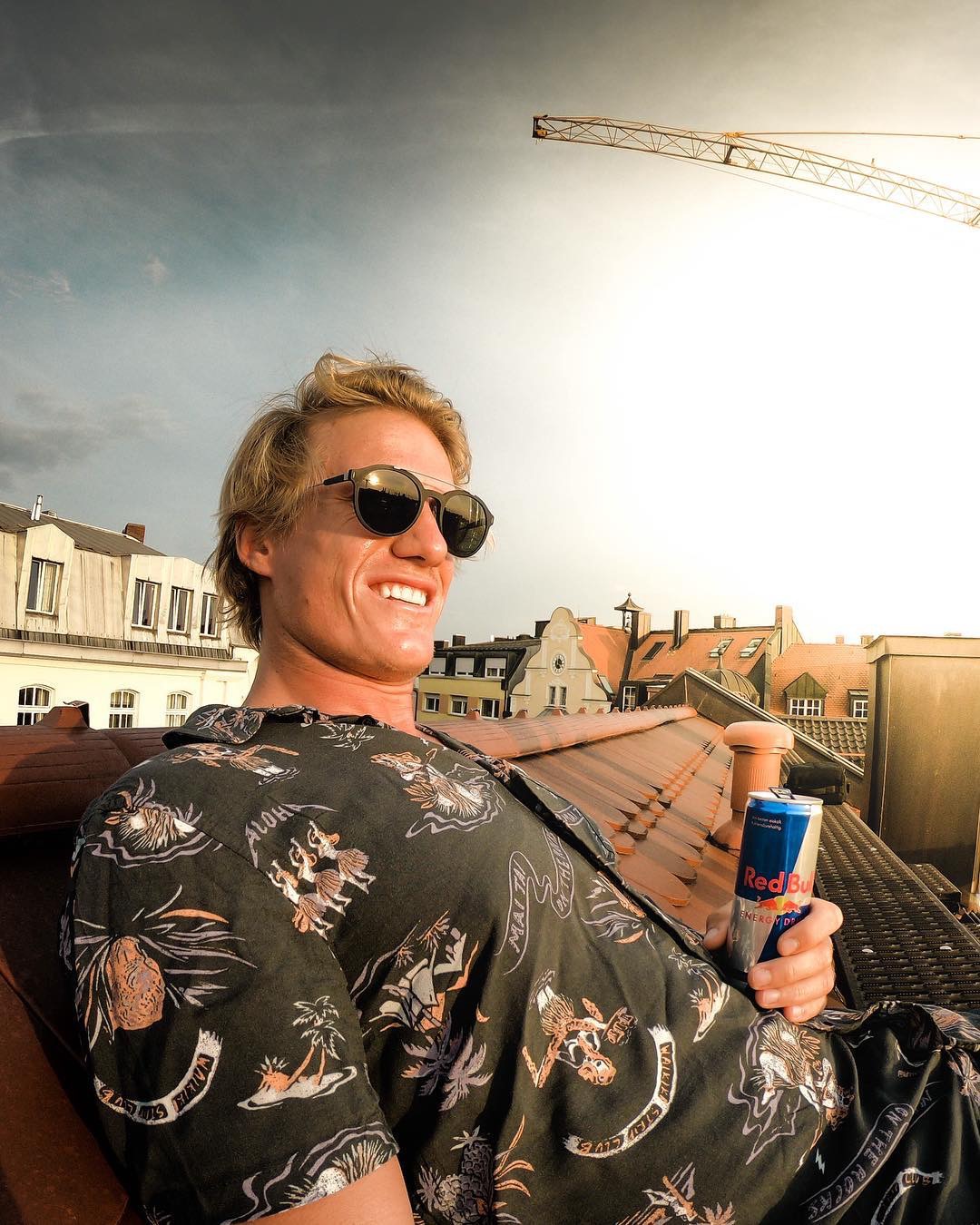 Travels of a prowakeboarder 