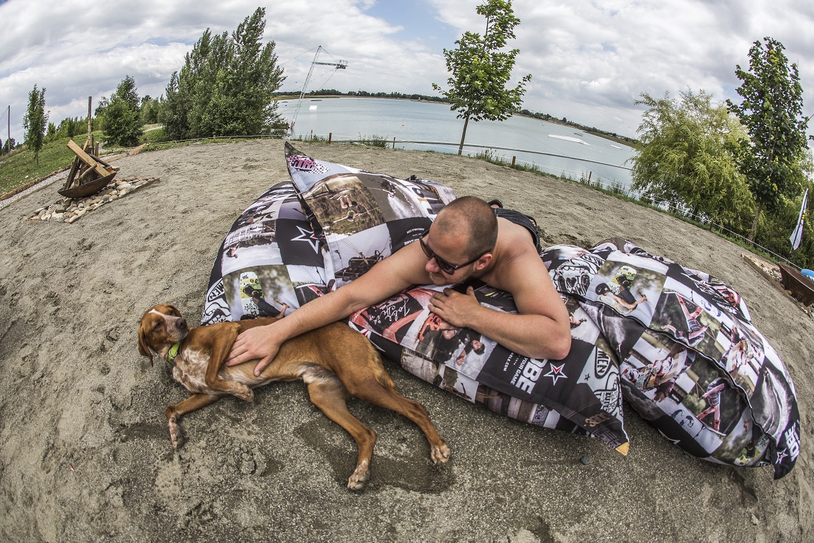 Exclusive Behind the Scene pics